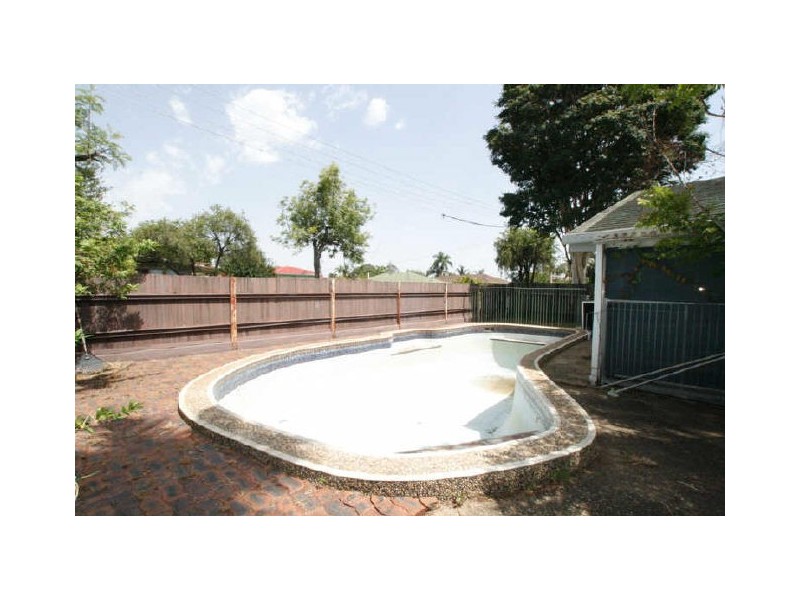 Kallangur QLD 4503