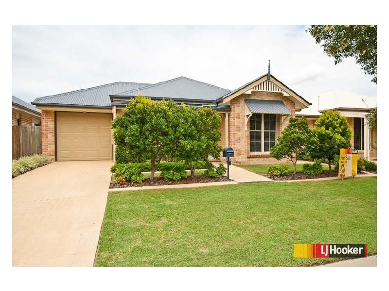 24 Alexandra Avenue, North Lakes QLD 4509