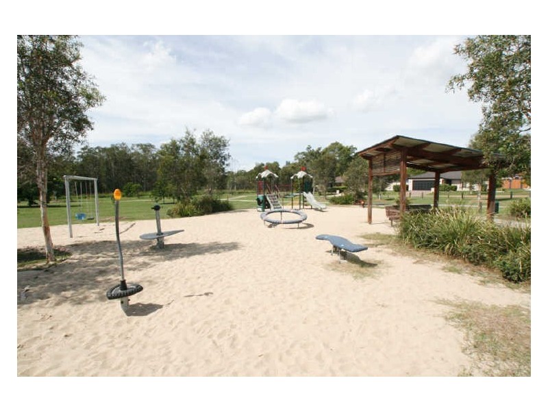 6 Ultramarine Parade, Griffin QLD 4503