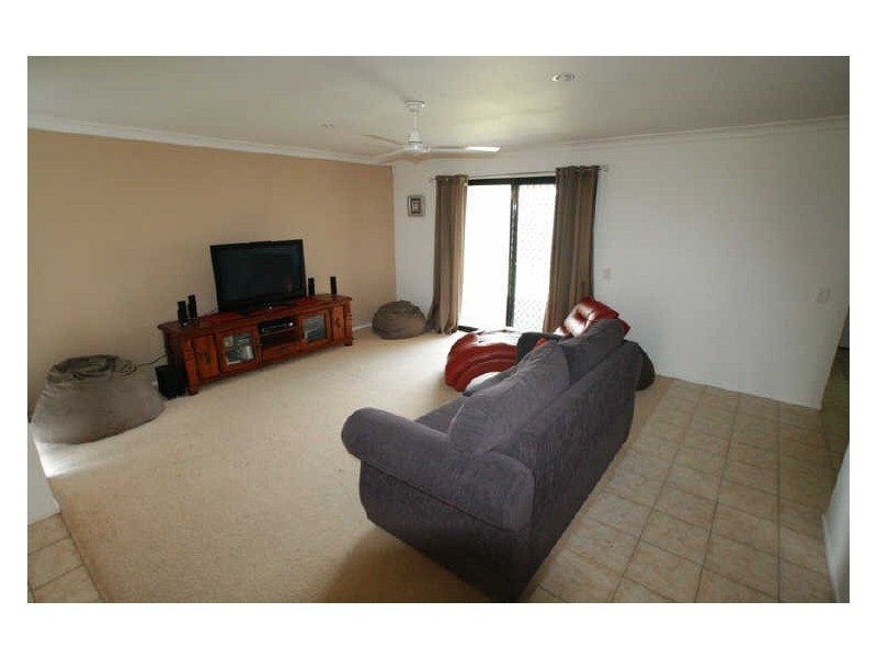 6 Ultramarine Parade, Griffin QLD 4503