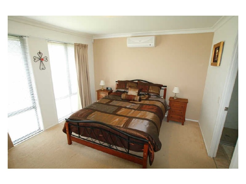 6 Ultramarine Parade, Griffin QLD 4503