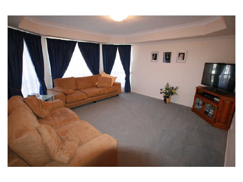 5 Grampion Cct, North Lakes QLD 4509