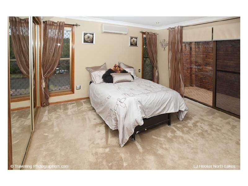 12 Eucalyptus Place, Albany Creek QLD 4035