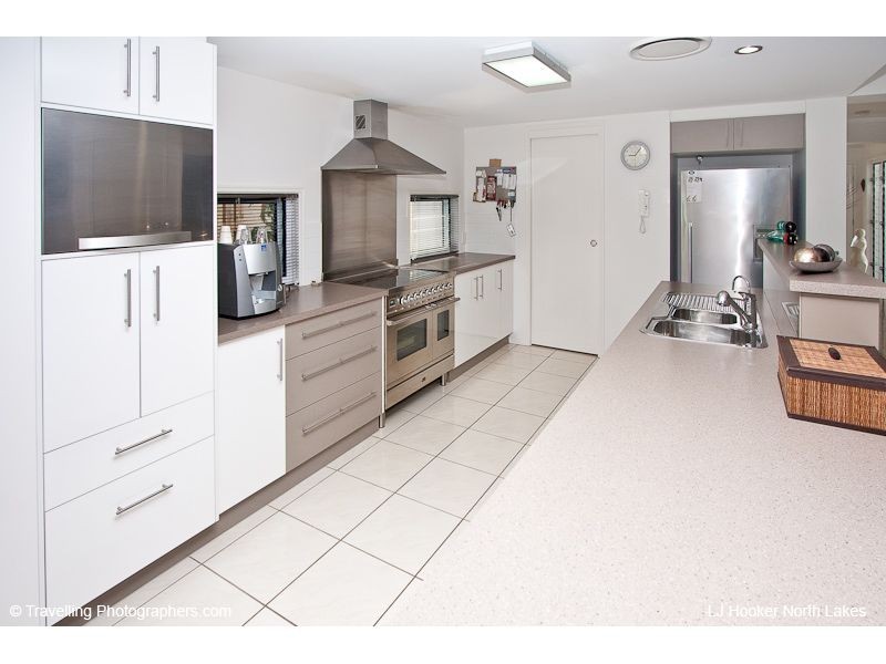 5 Whitebeech Court, North Lakes QLD 4509