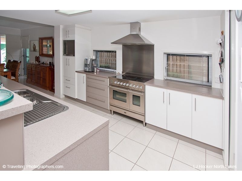 5 Whitebeech Court, North Lakes QLD 4509