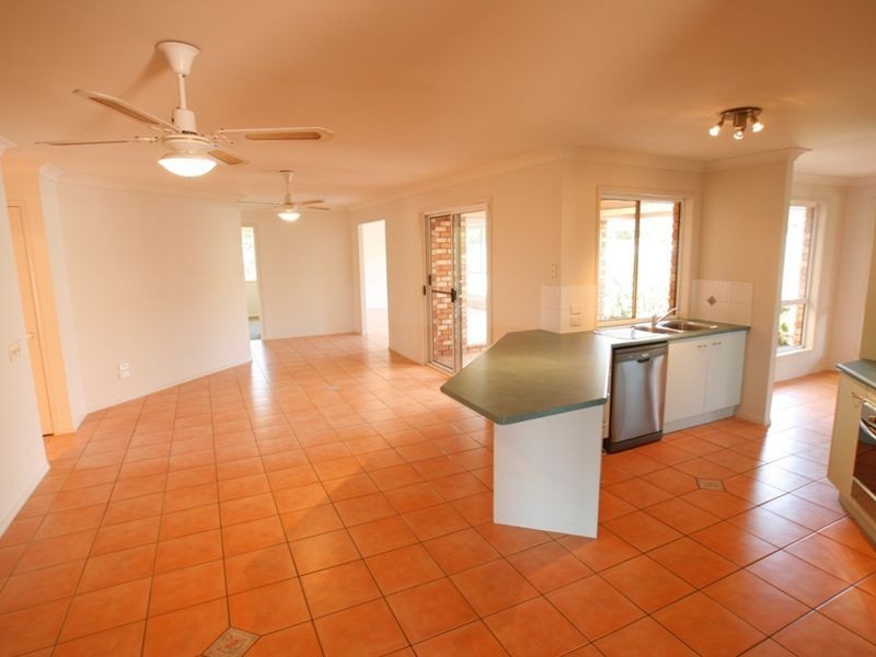 North Lakes QLD 4509