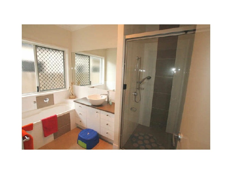 North Lakes QLD 4509