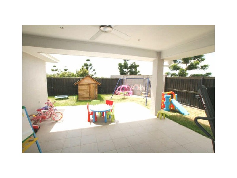 North Lakes QLD 4509