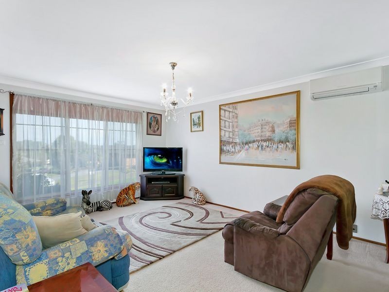 5 Augustus Place, Bateau Bay NSW 2261