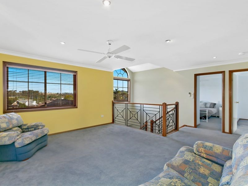 5 Augustus Place, Bateau Bay NSW 2261