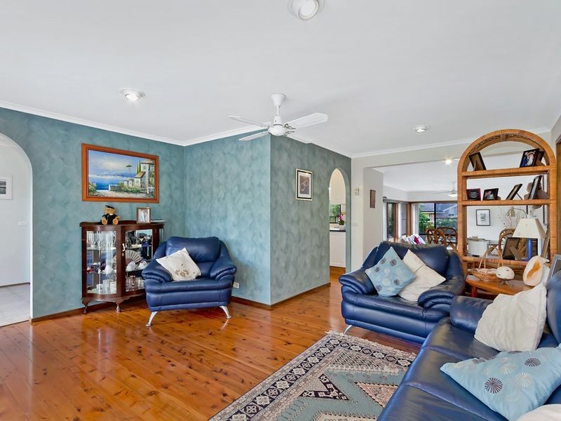 23 Sierra Avenue, Bateau Bay NSW 2261