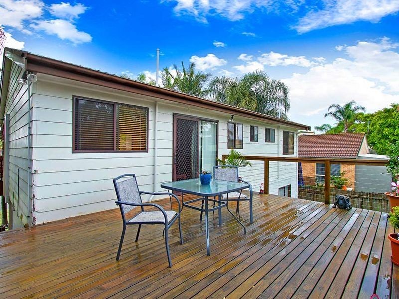 66 Lumby Drive, Bateau Bay NSW 2261