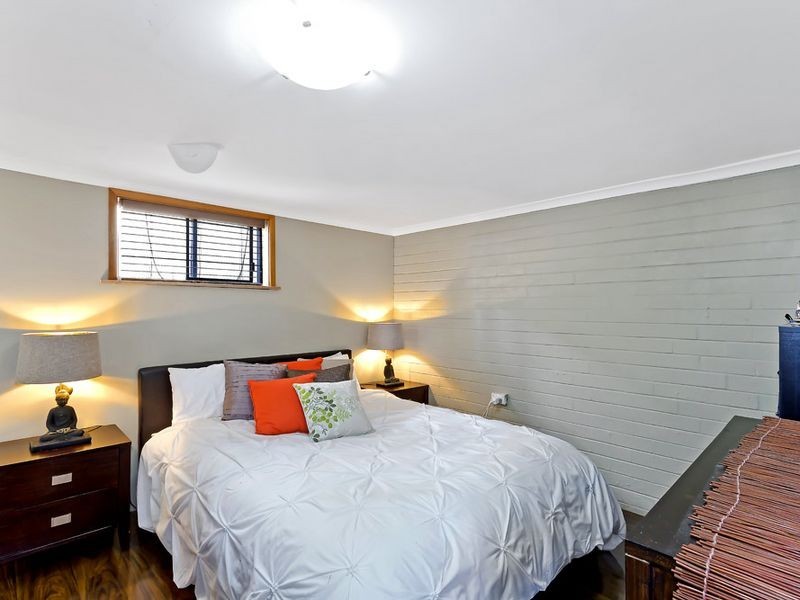 14 Vista Parade, Bateau Bay NSW 2261