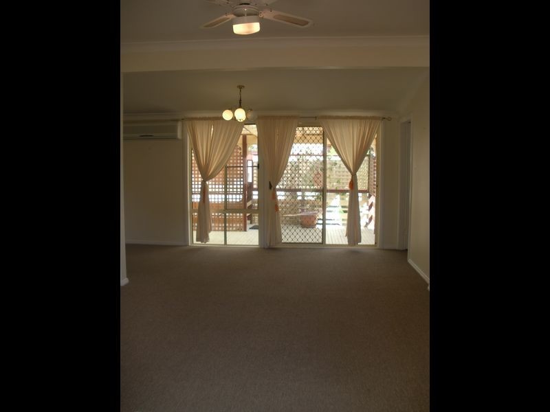 37 Lakeside Parade, The Entrance NSW 2261