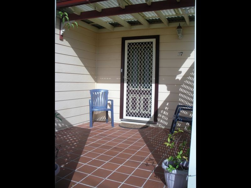 37 Lakeside Parade, The Entrance NSW 2261