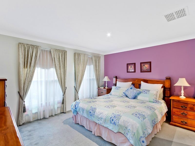6 Dunning Ave, Bateau Bay NSW 2261