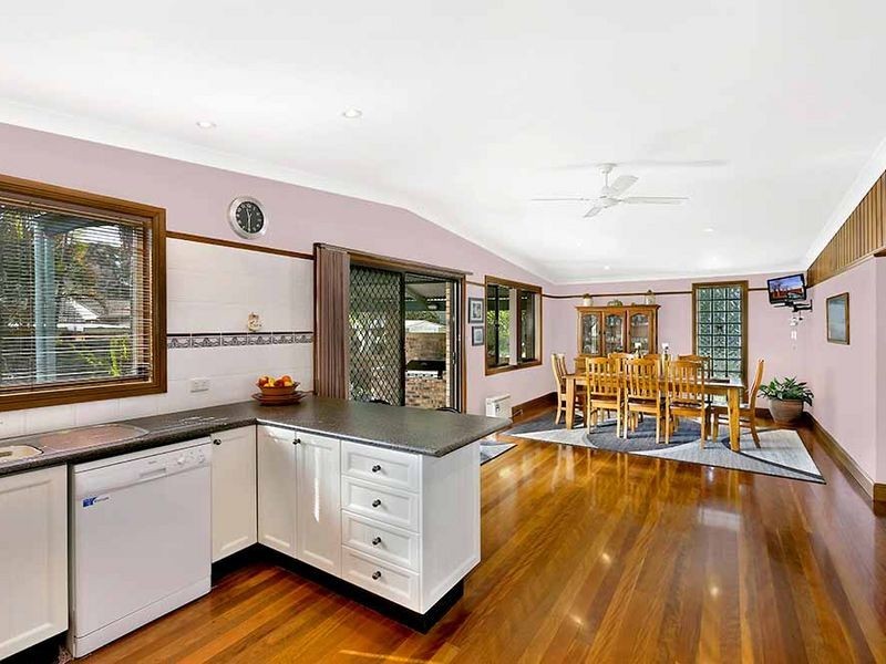 26 Ventura Avenue, Bateau Bay NSW 2261