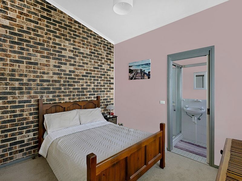 26 Ventura Avenue, Bateau Bay NSW 2261