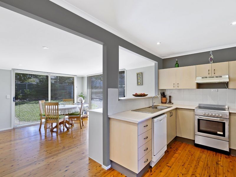 14 Sierra Avenue, Bateau Bay NSW 2261