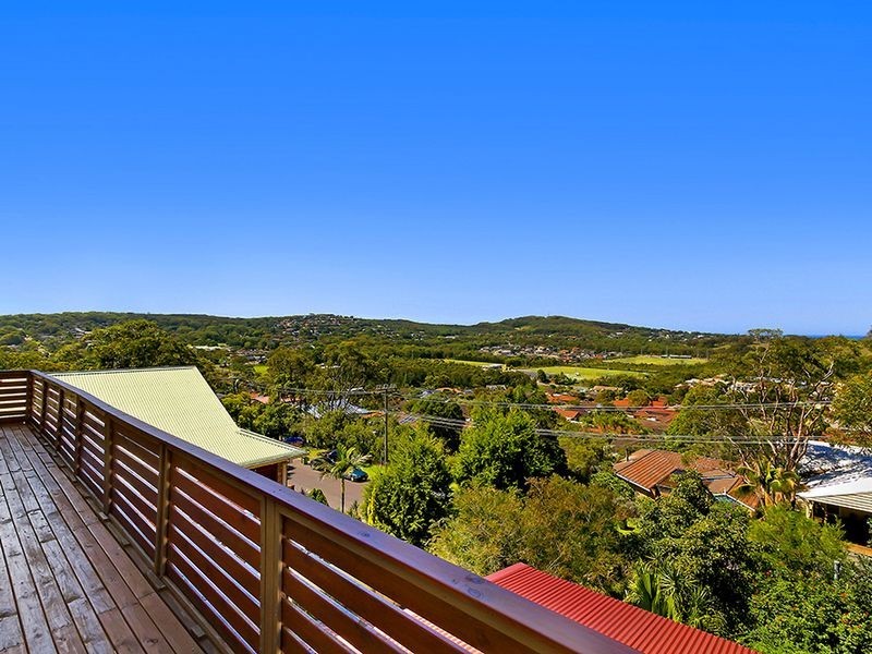 8 Valley View Road, Bateau Bay NSW 2261