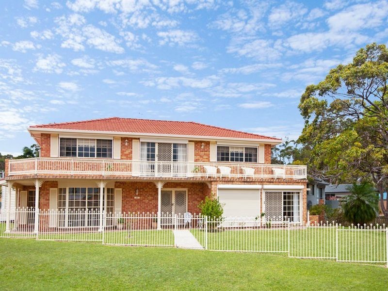 56 Lakin Street, Bateau Bay NSW 2261