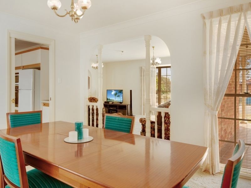 56 Lakin Street, Bateau Bay NSW 2261