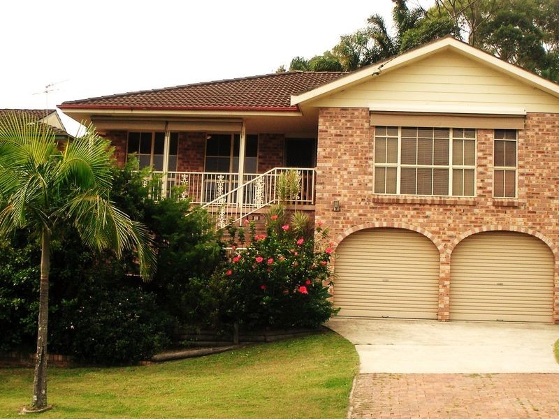 6 Masefield Avenue, Bateau Bay NSW 2261