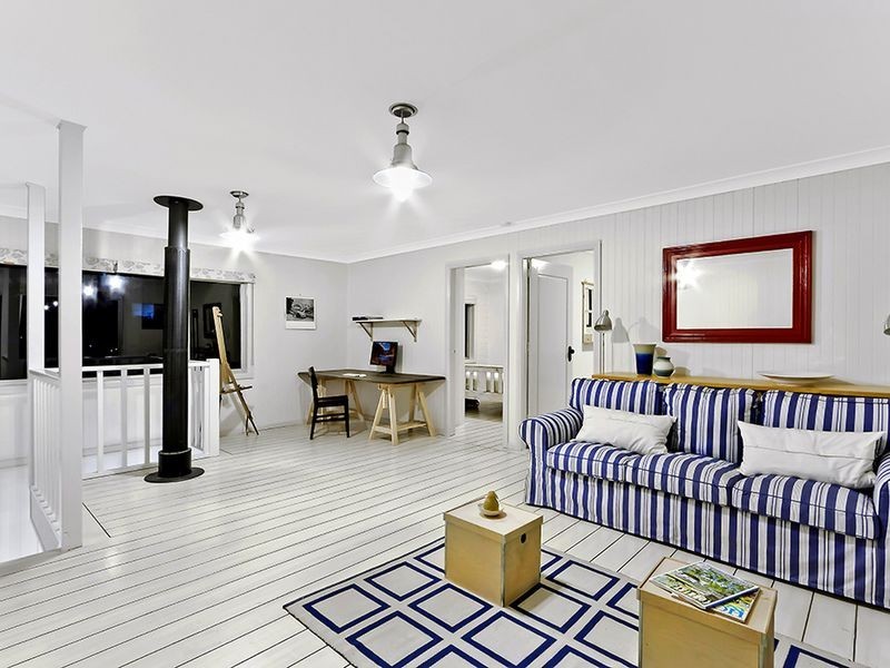 13 Toongara Avenue, Bateau Bay NSW 2261