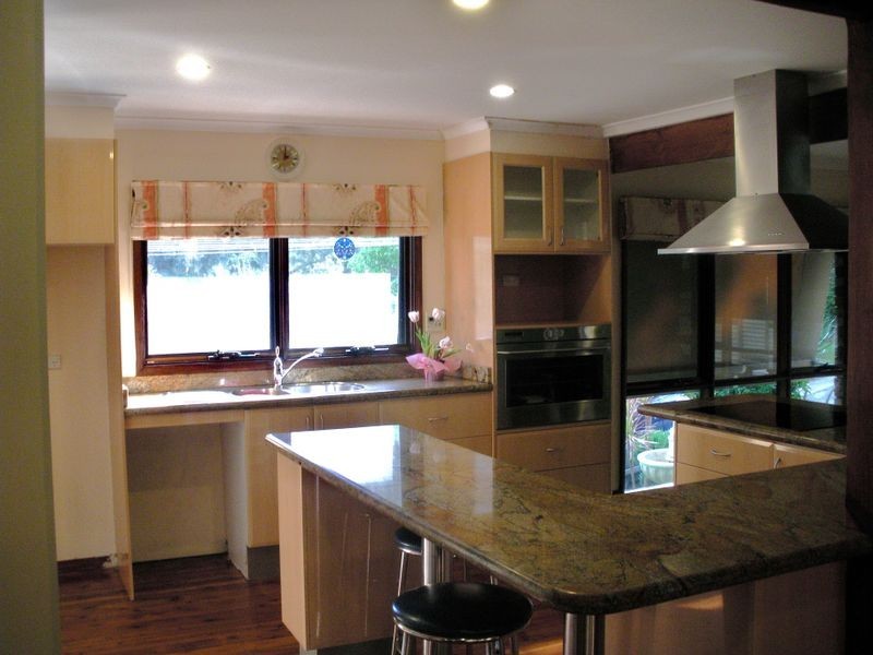 36 Anglers Drive, Bateau Bay NSW 2261