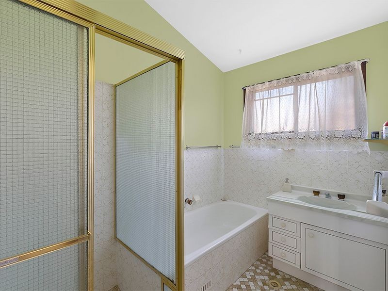 10 Warratta Road, Killarney Vale NSW 2261