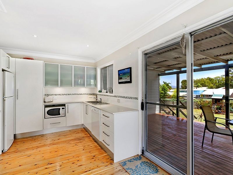 23 Lord Street, Shelly Beach NSW 2261
