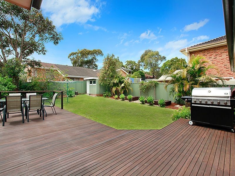 17 Marlowe Road, Bateau Bay NSW 2261