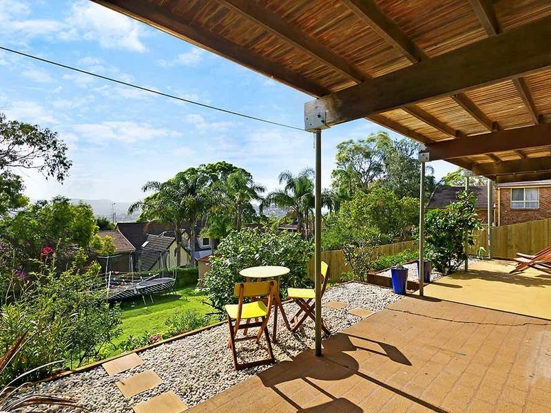 27 Masefield Avenue, Bateau Bay NSW 2261
