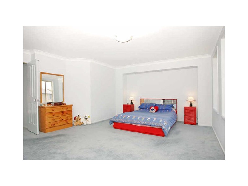 17 Sabrina Avenue, Bateau Bay NSW 2261