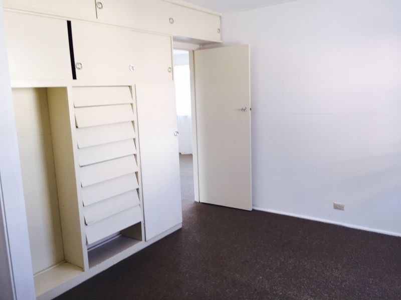 2/6 Parkside Avenue, Bateau Bay NSW 2261