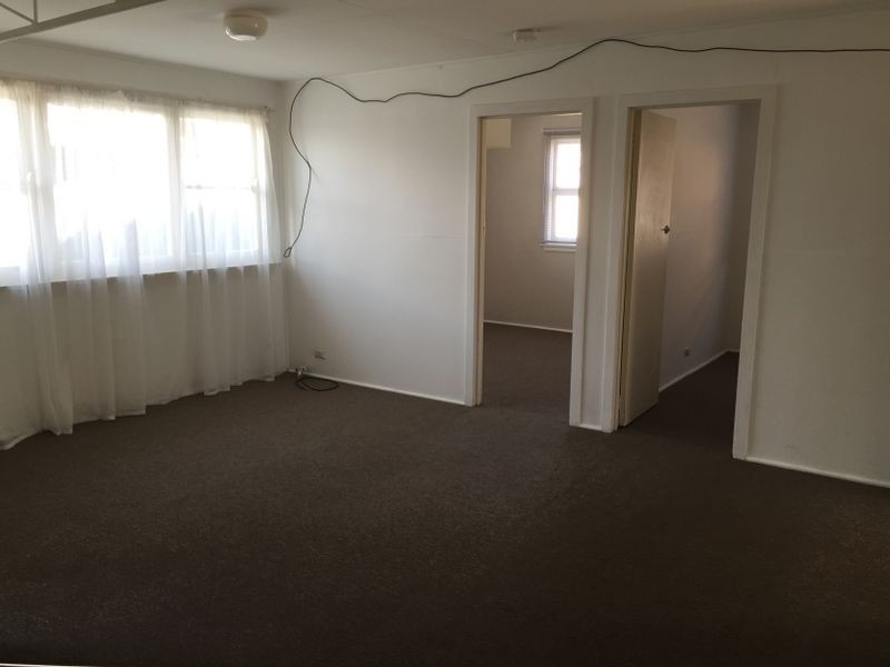 2/6 Parkside Avenue, Bateau Bay NSW 2261