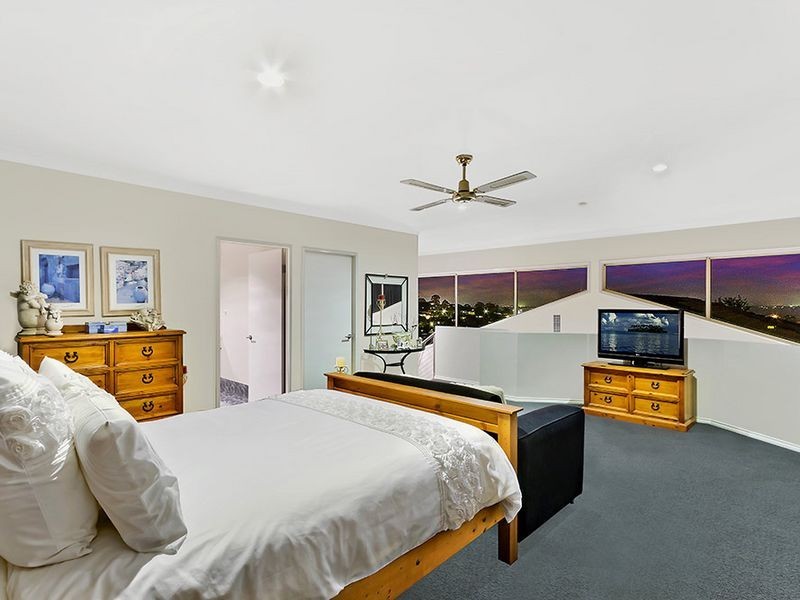 22 Mermaid Drive, Bateau Bay NSW 2261