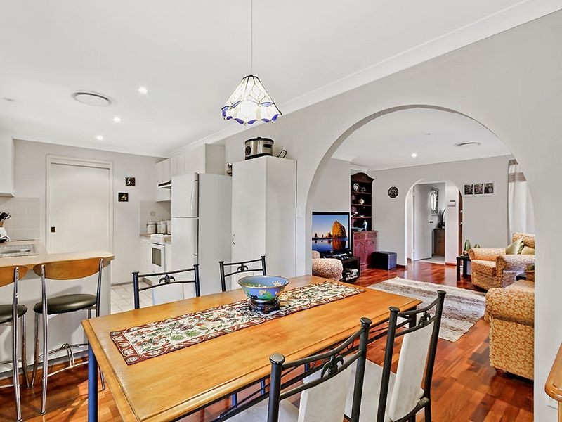 20 Debra Anne Drive, Bateau Bay NSW 2261