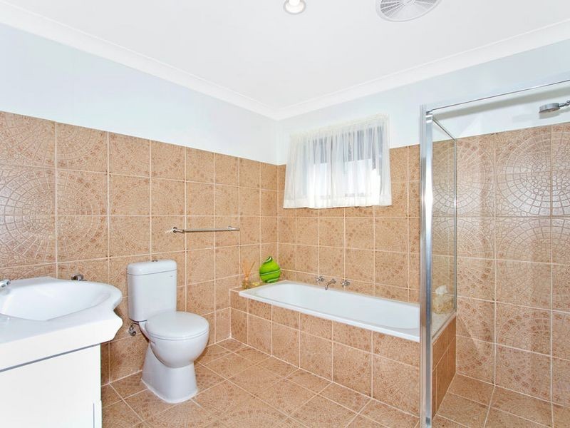 1/49 Berne Street, Bateau Bay NSW 2261