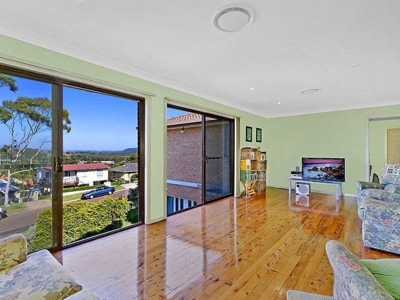 38 Valley View Road, Bateau Bay NSW 2261