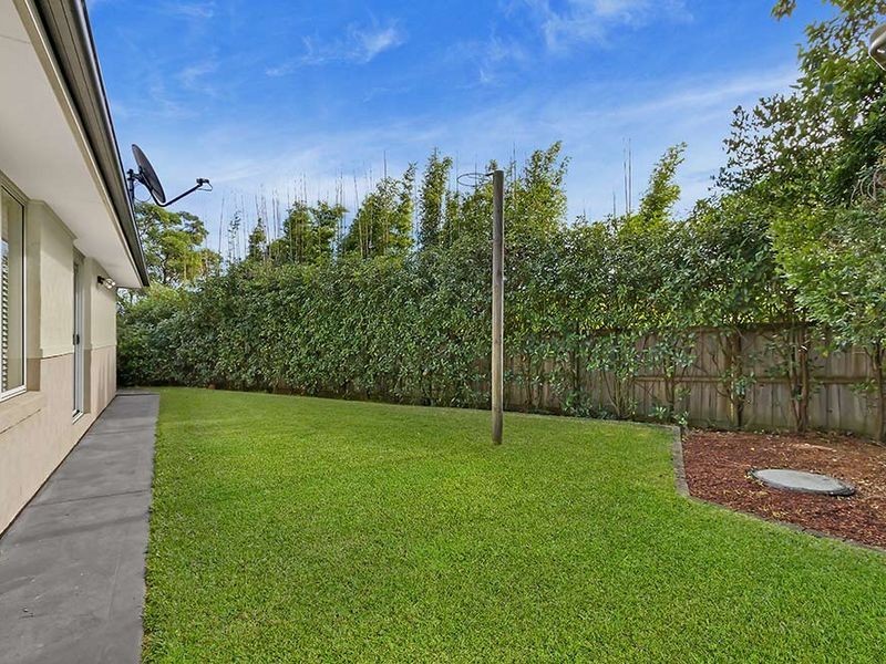 1 Passage Road, Bateau Bay NSW 2261