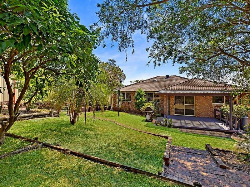 6 Masefield Avenue, Bateau Bay NSW 2261