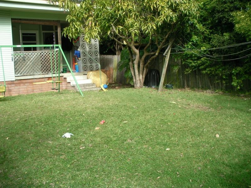 69 Lakin Street, Bateau Bay NSW 2261