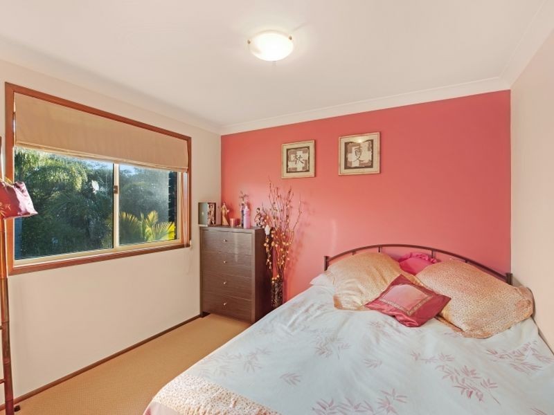 39 Sir Joseph Banks Drive, Bateau Bay NSW 2261