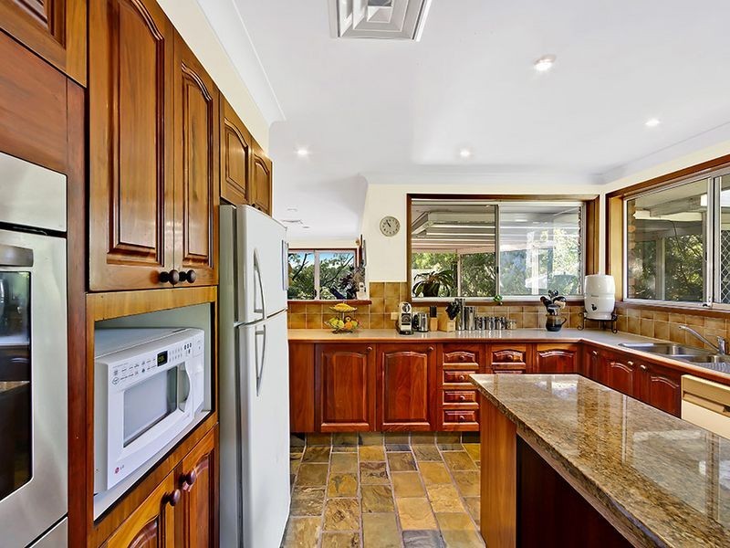 29 Shakespeare Avenue, Bateau Bay NSW 2261