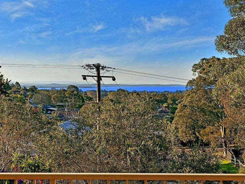 2 Talara Avenue, Bateau Bay NSW 2261