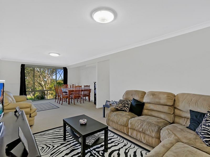 2 Talara Avenue, Bateau Bay NSW 2261