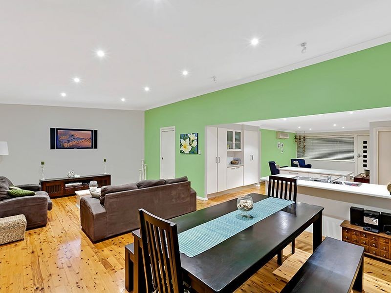 23 Captain Cook Crescent, Long Jetty NSW 2261