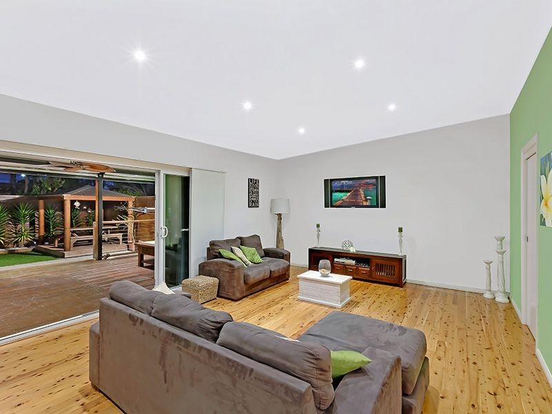 23 Captain Cook Crescent, Long Jetty NSW 2261