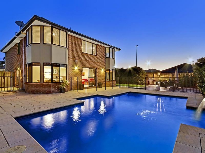 4 Churchill Street, Bateau Bay NSW 2261